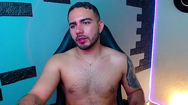 Snapshot of adamhairy chatting on June 2026 07:02:01 PM adamhairy online show from June 2026 07:02:01 PM