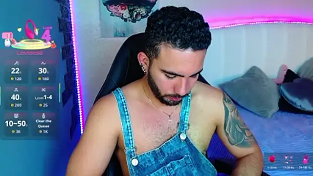Snapshot of adamhairy chatting on July 2026 07:25:01 PM adamhairy online show from July 2026 07:25:01 PM