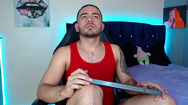 adamhairy online show from April 2026 07:20:01 PM