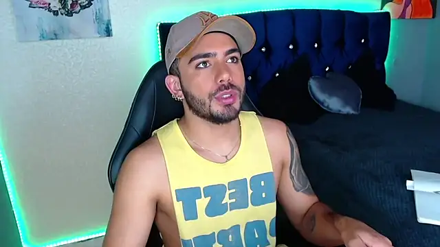 adamhairy online show from April 2026 07:58:02 PM