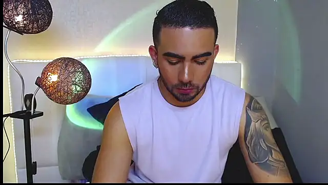 adamhairy online show from May 2026 08:15:01 PM
