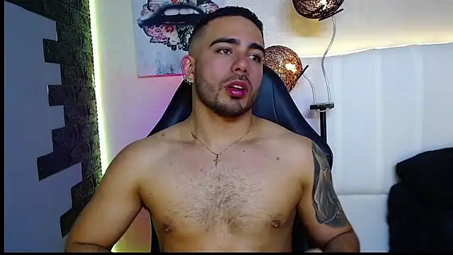 adamhairy online show from June 2026 07:18:02 PM