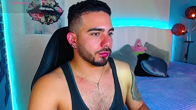 Snapshot of adamhairy chatting on July 2026 07:43:02 PM adamhairy online show from July 2026 07:43:02 PM