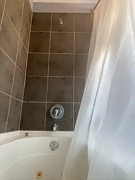 Snapshot of starsaligned chatting on November 2025 09:04:02 PM starsaligned online show from November 2025 09:04:02 PM