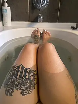 starsaligned online show from April 2026 01:34:01 AM