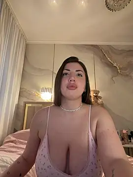Snapshot of TiffaNoel chatting on March 2026 02:15:01 PM TiffaNoel online show from March 2026 02:15:01 PM