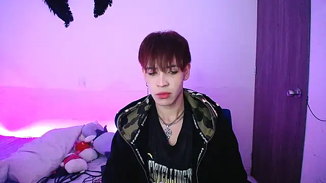 Snapshot of lucky_stricke chatting on December 2025 03:28:02 AM lucky stricke online show from December 2025 03:28:02 AM