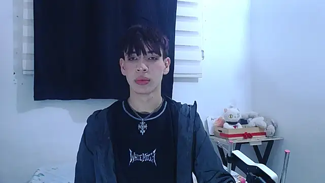 Snapshot of lucky_stricke chatting on October 2025 03:37:01 AM lucky stricke online show from October 2025 03:37:01 AM