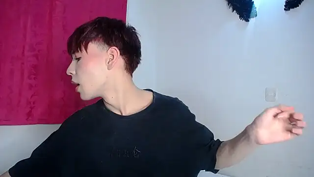 Snapshot of lucky_stricke chatting on November 2025 04:34:02 AM lucky stricke online show from November 2025 04:34:02 AM