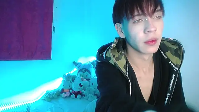 Snapshot of lucky_stricke chatting on December 2025 06:06:01 AM lucky stricke online show from December 2025 06:06:01 AM