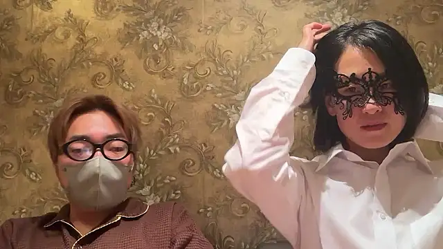 Snapshot of 21yuri27 chatting on October 2025 02:04:01 PM 21yuri27 online show from October 2025 02:04:01 PM