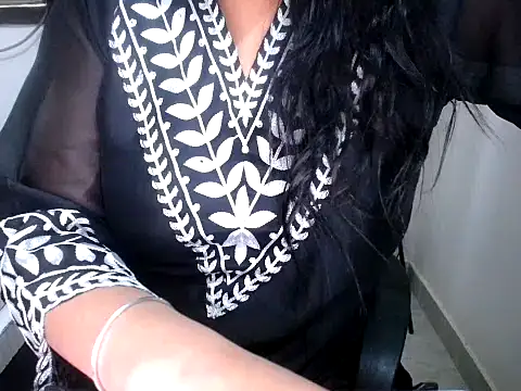 Roshi Love online show from April 2026 05:20:01 AM