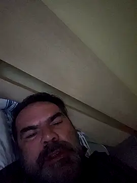 Snapshot of Nesch82 chatting on March 2026 05:07:01 AM Nesch82 online show from March 2026 05:07:01 AM