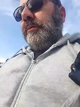 Snapshot of Nesch82 chatting on March 2026 02:14:02 PM Nesch82 online show from March 2026 02:14:02 PM