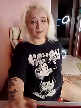 SquirtMilf00 online show from February 2026 04:23:02 AM