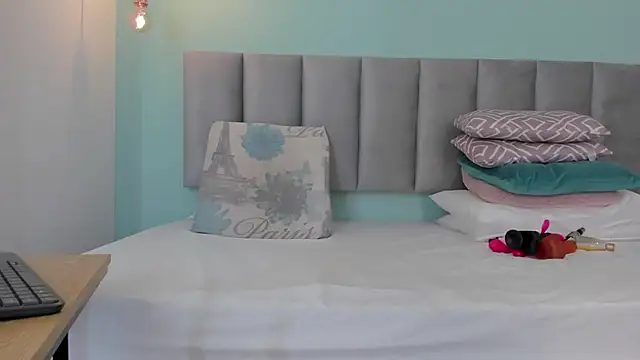 genesis4u online show from October 2025 12:26:01 PM