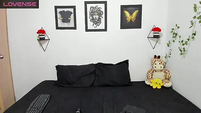 Alysson Billy online show from October 2025 10:33:02 PM