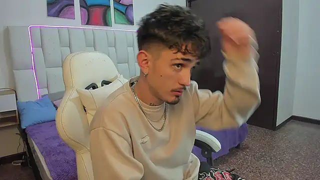 nextboywell1 online show from April 2026 03:08:01 AM