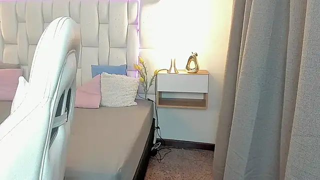 nextboywell1 online show from April 2026 04:28:02 AM