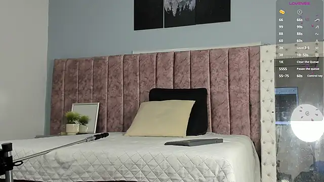 Snapshot of _jasmine_blush chatting on November 2025 12:20:01 PM jasmine blush online show from November 2025 12:20:01 PM