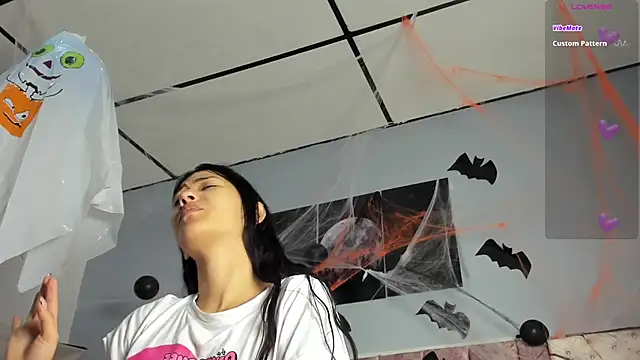 Snapshot of _jasmine_blush chatting on October 2025 12:02:01 PM jasmine blush online show from October 2025 12:02:01 PM