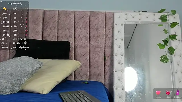 Snapshot of _jasmine_blush chatting on November 2025 01:26:01 PM jasmine blush online show from November 2025 01:26:01 PM