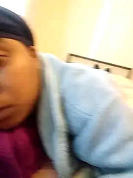 AcetousAbb online show from November 2025 05:13:01 PM