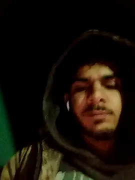 Snapshot of ParousFlow chatting on February 2026 12:18:01 AM ParousFlow online show from February 2026 12:18:01 AM