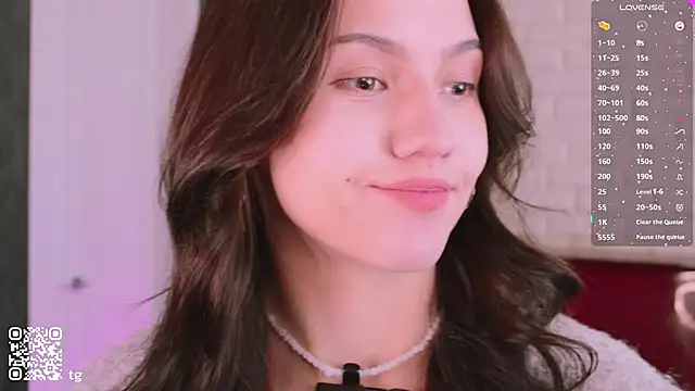 Snapshot of KendalHottt chatting on October 2025 05:30:01 AM KendalHottt online show from October 2025 05:30:01 AM