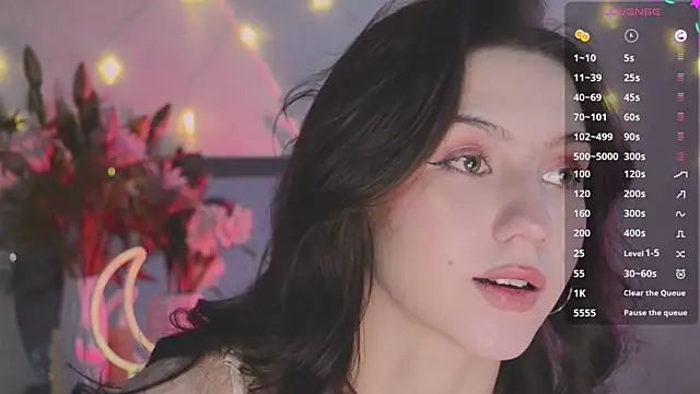 Snapshot of KendalHottt chatting on November 2025 05:33:02 AM KendalHottt online show from November 2025 05:33:02 AM