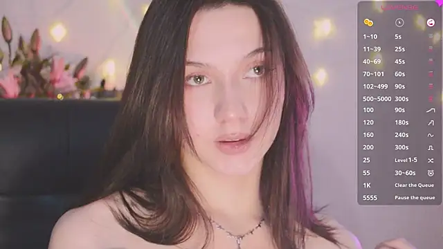 Snapshot of KendalHottt chatting on November 2025 06:28:02 AM KendalHottt online show from November 2025 06:28:02 AM