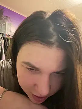 Kemeli008 online show from November 2025 06:01:02 PM