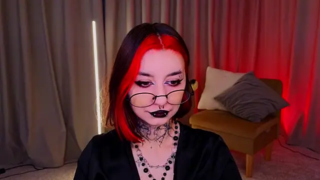 Mistress  Marcelline online show from May 2026 02:07:01 AM