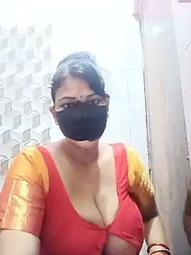 Snapshot of varnika chatting on June 2026 09:28:02 AM varnika online show from June 2026 09:28:02 AM