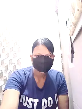 Snapshot of varnika chatting on October 2025 06:07:01 PM varnika online show from October 2025 06:07:01 PM