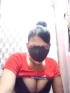 Snapshot of varnika chatting on November 2025 11:48:01 AM varnika online show from November 2025 11:48:01 AM