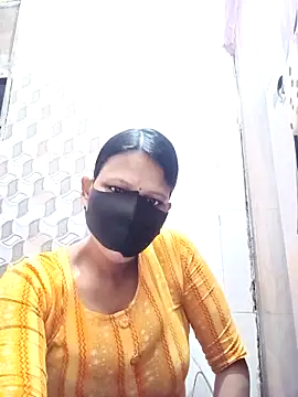 Snapshot of varnika chatting on November 2025 10:53:02 AM varnika online show from November 2025 10:53:02 AM