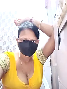 Snapshot of varnika chatting on November 2025 11:58:02 AM varnika online show from November 2025 11:58:02 AM