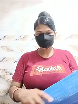 Snapshot of varnika chatting on July 2026 04:43:02 PM varnika online show from July 2026 04:43:02 PM