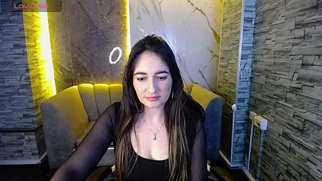 Soffi betacur b online show from October 2025 08:10:01 PM