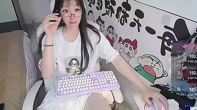 Snapshot of Angela-AMY chatting on June 2026 04:03:01 AM Angela-AMY online show from June 2026 04:03:01 AM