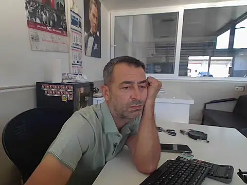rafasilva3535 online show from September 2025 01:39:02 PM
