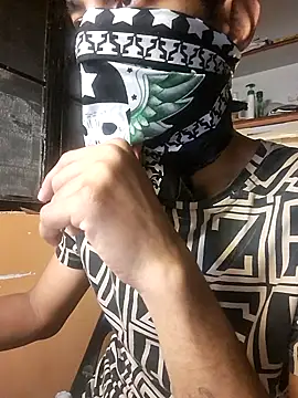 Snapshot of Alfasex8 chatting on November 2025 07:07:01 PM Alfasex8 online show from November 2025 07:07:01 PM