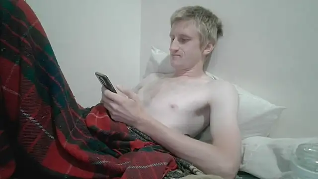 Snapshot of tcute0 chatting on May 2026 07:20:02 PM tcute0 online show from May 2026 07:20:02 PM