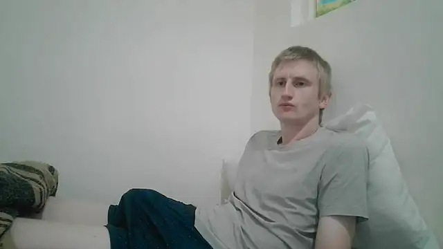 Snapshot of tcute0 chatting on May 2026 05:22:01 AM tcute0 online show from May 2026 05:22:01 AM