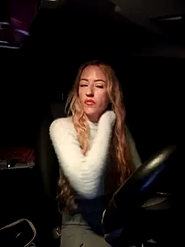 DeeA Blondy online show from October 2025 03:30:02 AM