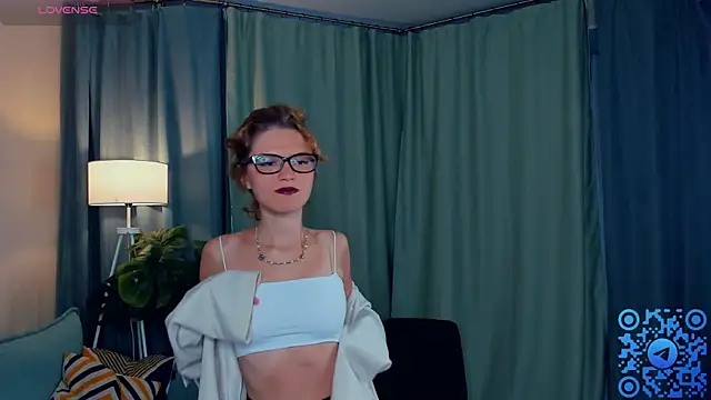 EdlinGathright online show from October 2025 03:49:01 AM