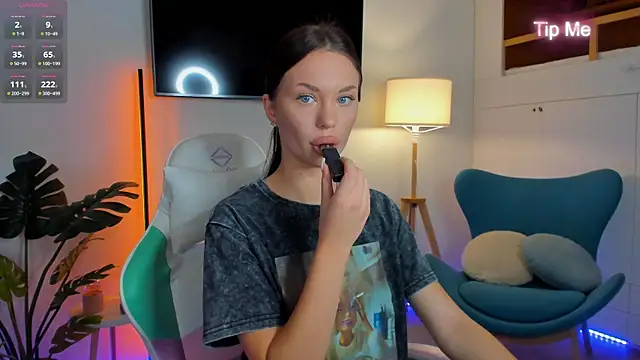 Cherry   Kiss online show from May 2026 06:07:02 AM