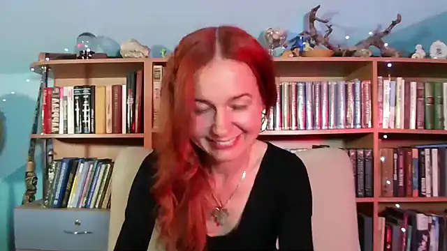 Foxilady357 online show from May 2026 02:00:02 PM
