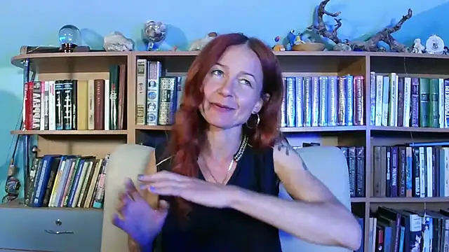 Foxilady357 online show from July 2026 01:51:01 PM
